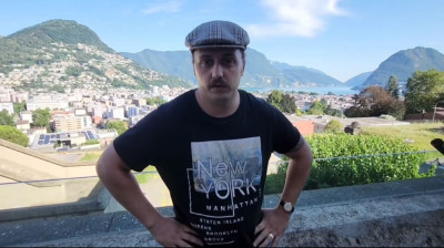 Solo un altro passo per controllare gli individui